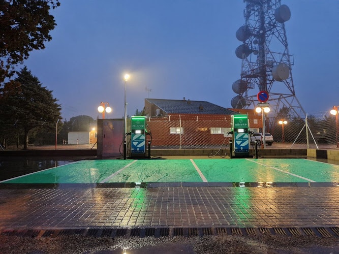 Negocio Atlante Charging Station