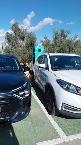 Negocio Emallorca Estación De Carga