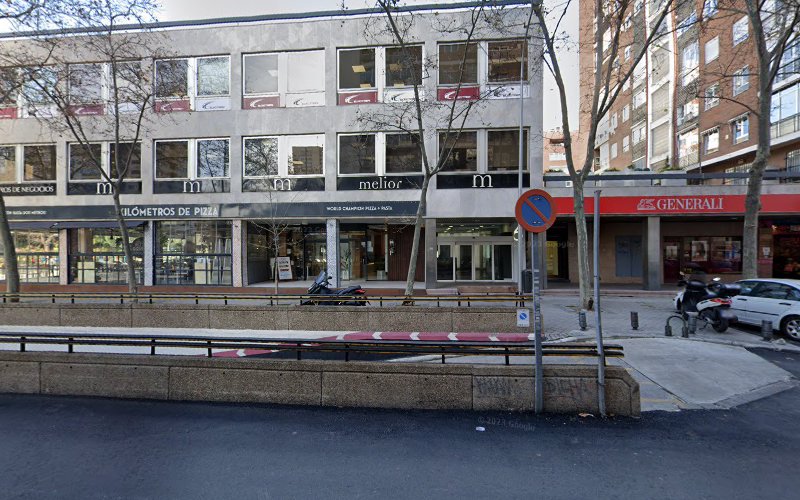 Enchufauto - Showroom Clientes Puntos De Recarga Para Vehículos Eléctricos - Madrid.