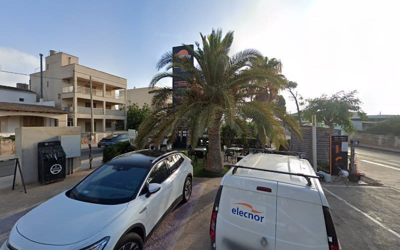 Negocio Enel X Charging Station