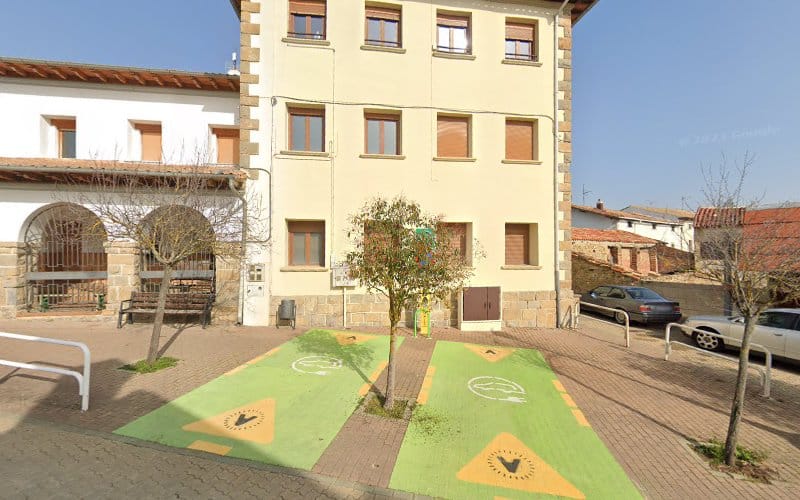 Negocio Feníe Energía Charging Station