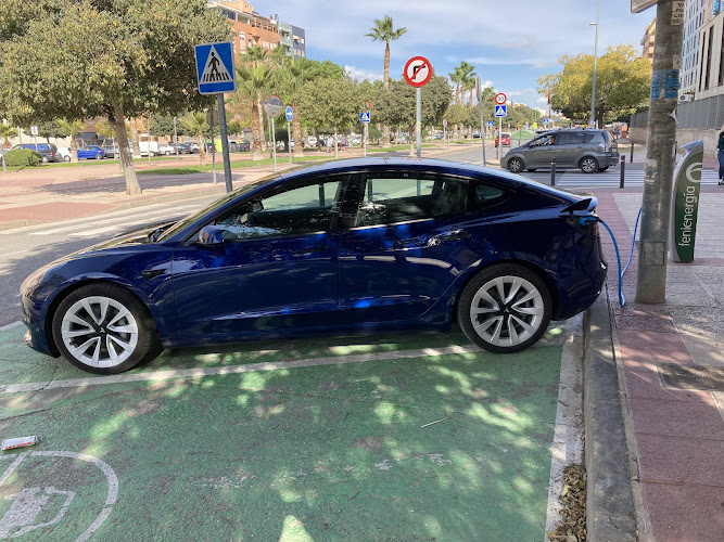 Fenie Energia Estación De Carga