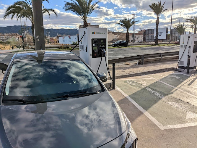Negocio Iberdrola Charging Station