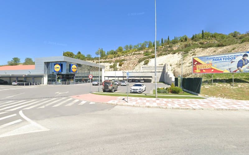 Negocio Lidl Charging Station