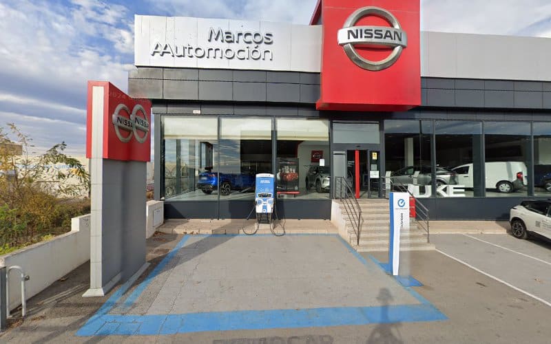 Negocio Nissan Charging Station