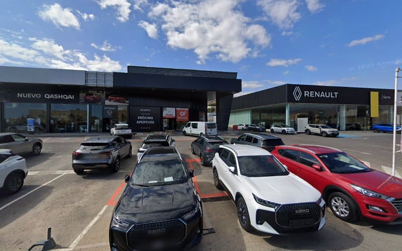 Negocio Nissan Charging Station