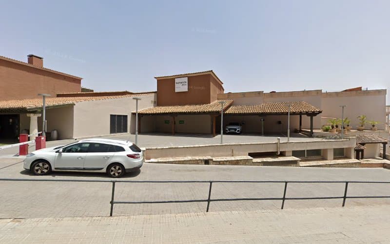 Negocio Porsche Destination Charging Station