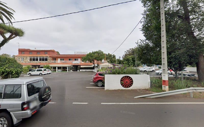 Negocio Porsche Destination Charging Station