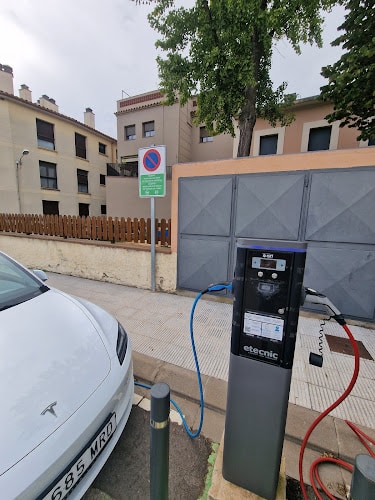 Negocio Punto De Carga Etecnic