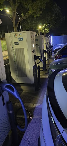 Negocio Punto De Carga Iberdrola | Bp Pulse