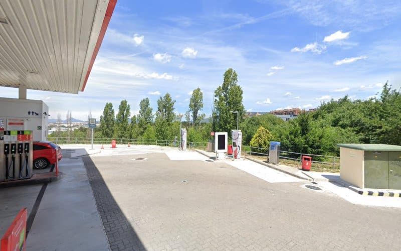 Negocio Punto De Carga Moeve