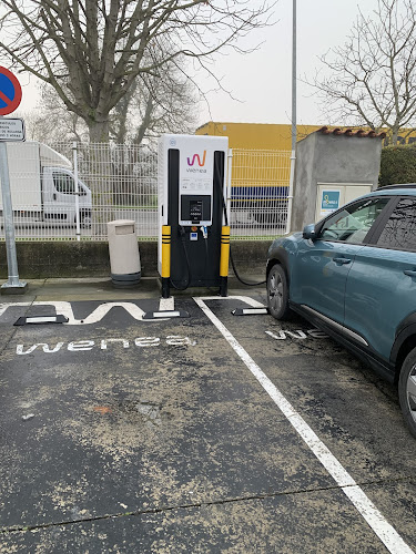 Negocio Punto De Carga Totalenergies