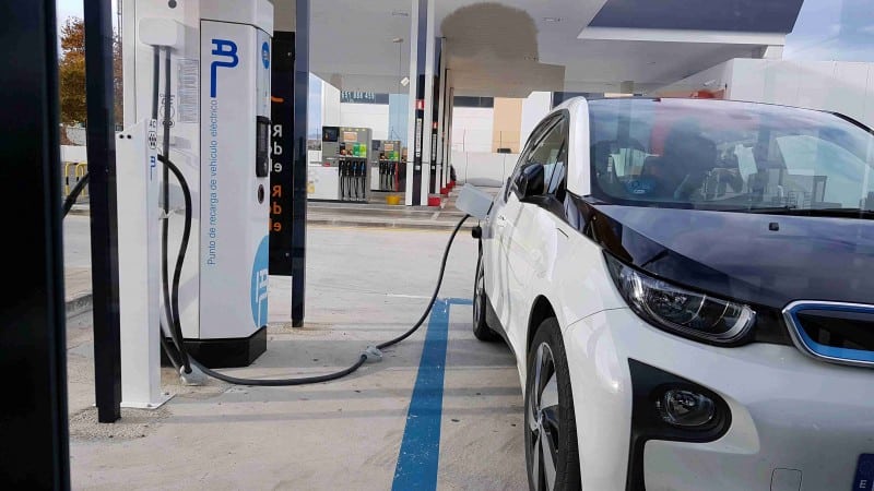 Negocio Punto De Recarga Eléctrica Repsol