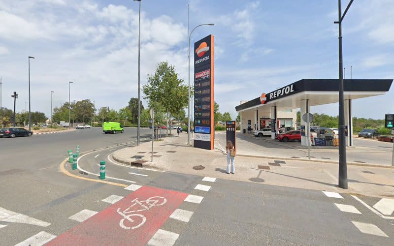 Punto De Recarga Eléctrica Repsol