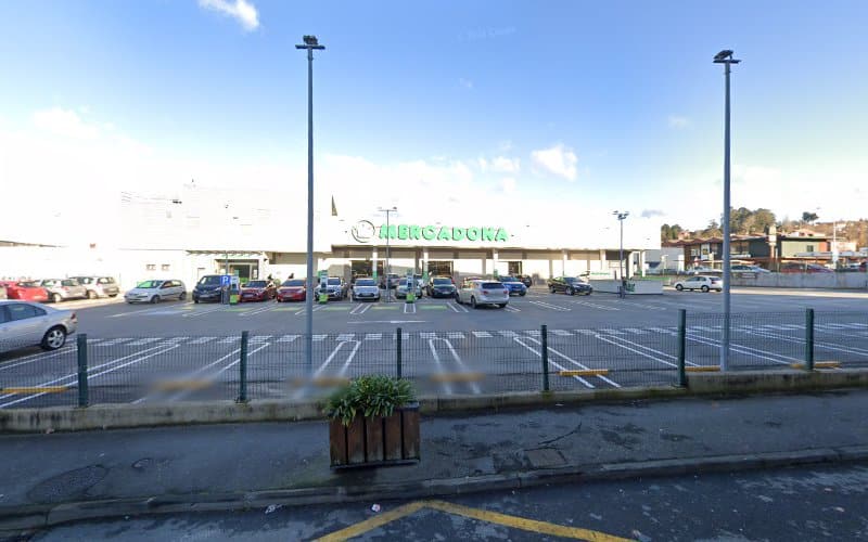 Negocio Punto De Recarga Eléctrica Repsol