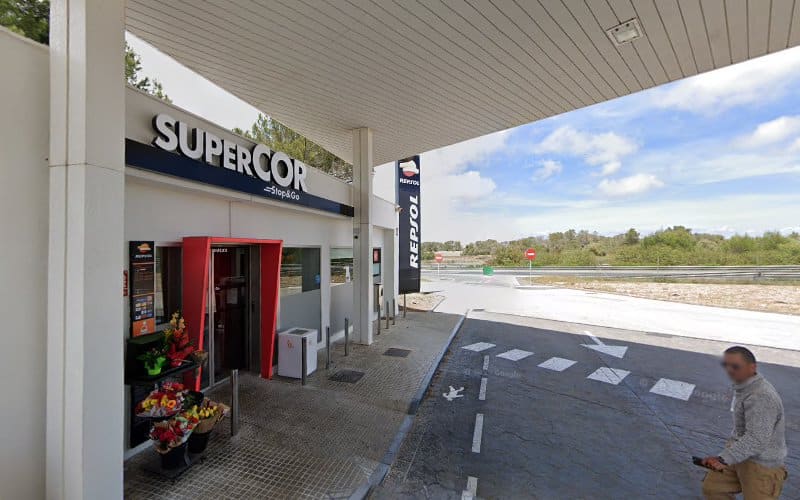 Negocio Punto De Recarga Eléctrica Repsol