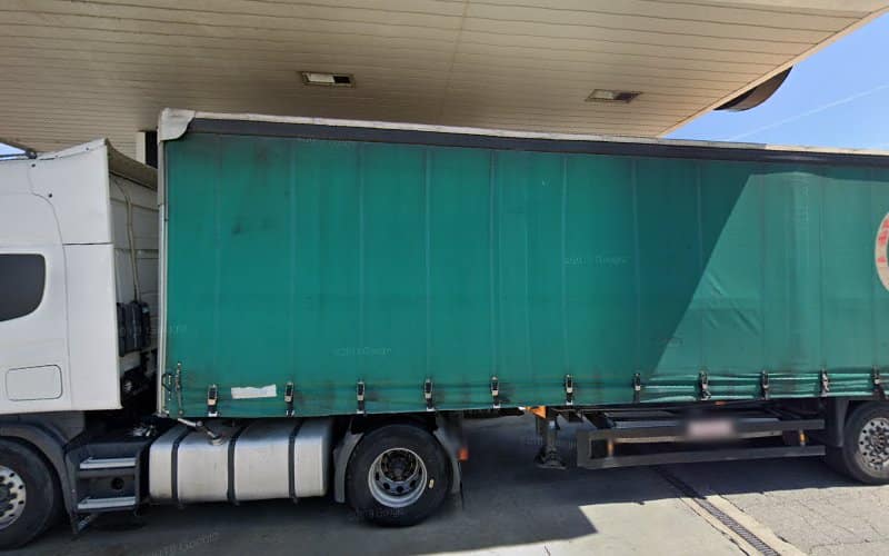 Negocio Punto De Recarga Eléctrica Repsol