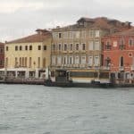 Tesla Destination Charger en Madrid | Punto de carga eléctrico