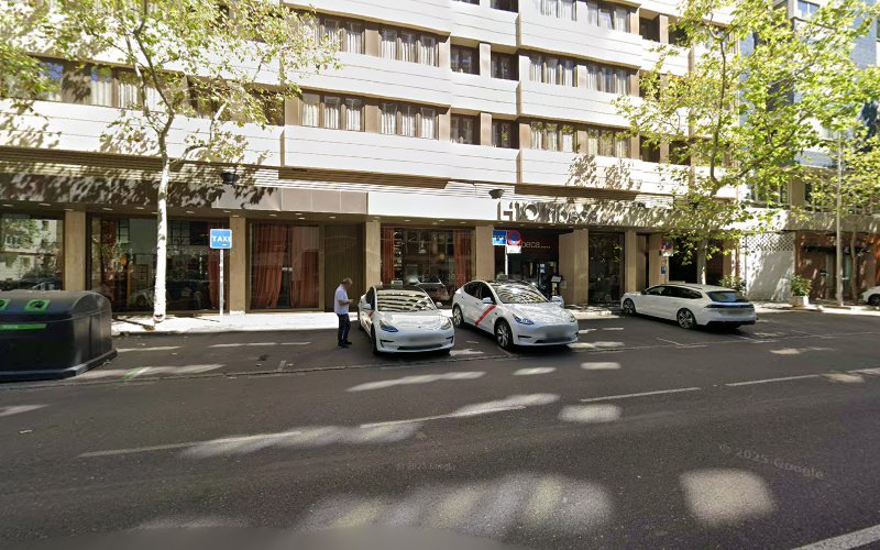 Tesla Destination Charger