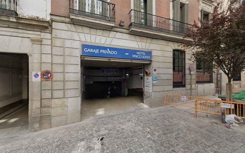 Tesla Destination Charger