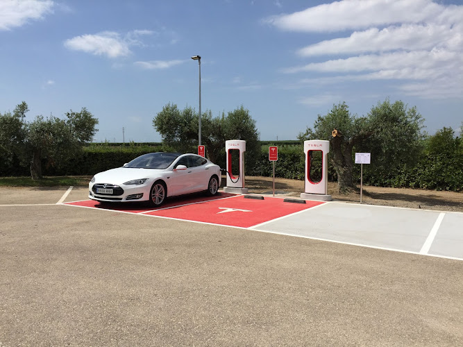 Negocio Tesla Supercharger