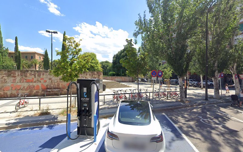 Negocio Zunder Charging Station