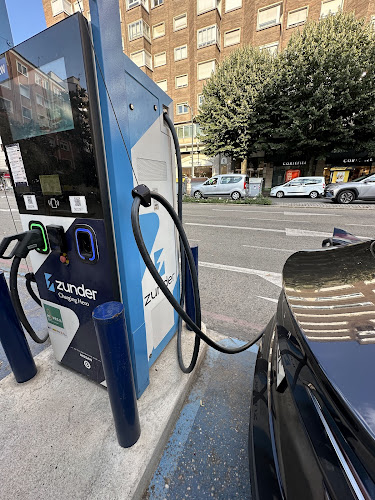 Negocio Zunder Estación De Carga