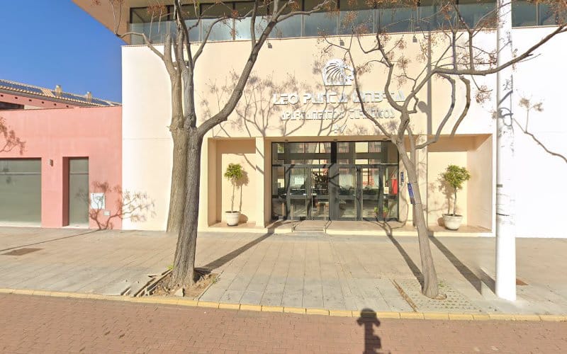 Negocio Zunder Estación De Carga