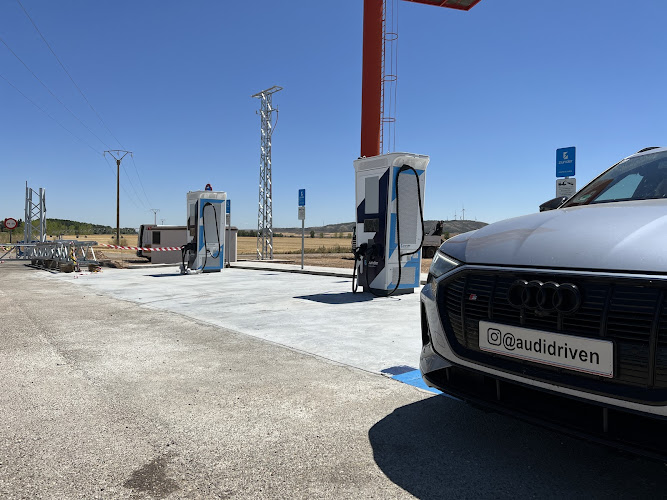 Negocio Zunder Estación De Carga